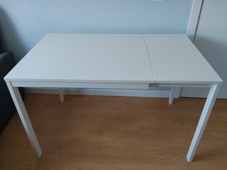 Mesa extensible IKEA VIHALS blanca – COMO NUEVA