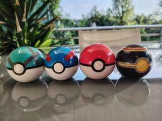 Cinturón Pokémon con 4 bolas