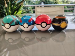 Cinturón Pokémon con 4 bolas
