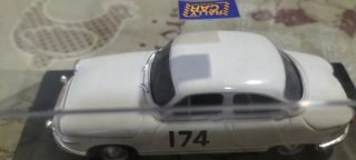 Panhard pl 17