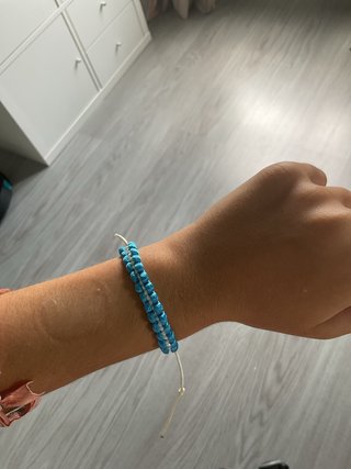 Pulsera casera del Málaga macramé ajustable niñ@s.