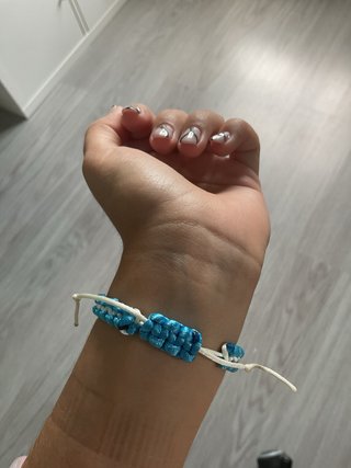 Pulsera casera del Málaga macramé ajustable niñ@s.