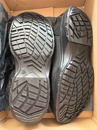Zapatos de seguridad Modyf negros