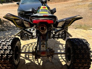 Suzuki LTR 450 Quad Negro y Amarillo “solo venta”