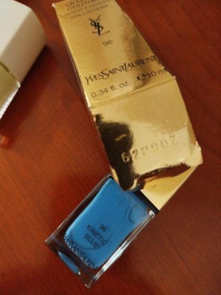 Yves Saint Laurent esmaltes, 3ina vegan
