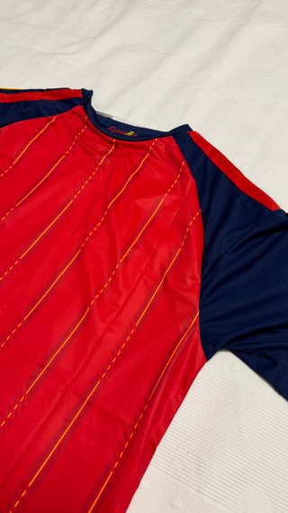 Camiseta Roja y Azul