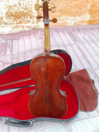 Violín Hopf 1800 D.C. con estuche