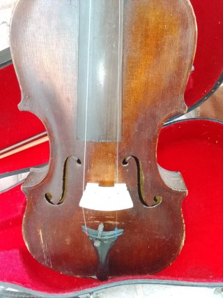 Violín Hopf 1800 D.C. con estuche
