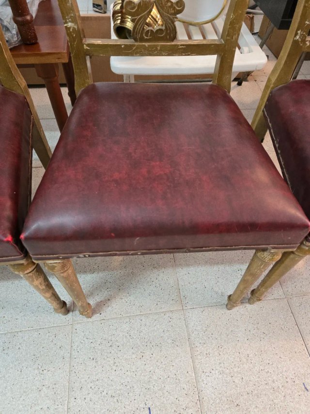 6 Sillas Antiguas Vintage Doradas y Rojas