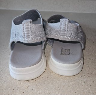 Sandalias grises mujer