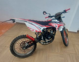 Beta RR 50cc Enduro/Motocross Roja y Blanca