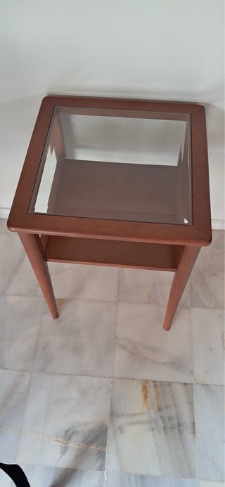Mesa auxiliar madera y cristal