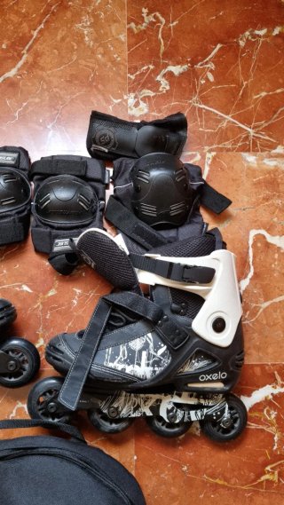 Patines Oxelo Talla 44 EU con Protecciones