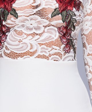 Vestido de Encaje y Flores Blanco