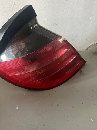 Piloto trasero izquierdo Mercedes Benz Clase C