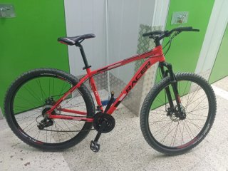 Bicicleta de Montaña Roja