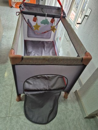 Parque infantil cuna de viaje