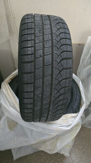 4 Neumáticos Pirelli P Zero Winter 245/45 R19 102V