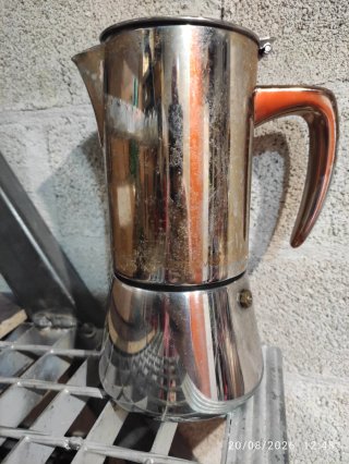 Cafetera Italiana Plata y Naranja