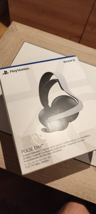 Auriculares PS5 PULSE Elite Sony + soporte pared