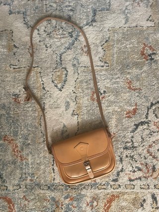 Bolso pequeño de cuero