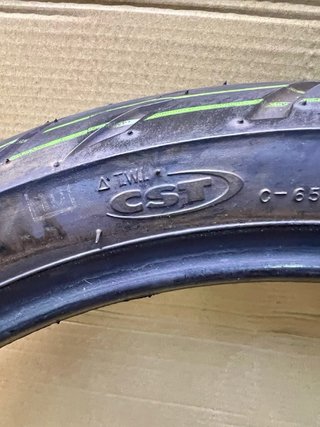 Neumático CST 110/70-16 52P Tubeless