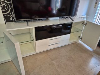 Mueble salón y vitrina expositora