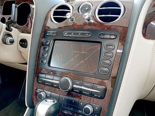 Bentley Continental GTC 6