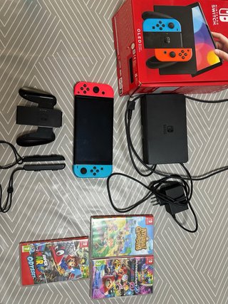 Nintendo Switch OLED + Juegos