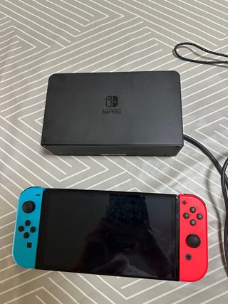 Nintendo Switch OLED + Juegos