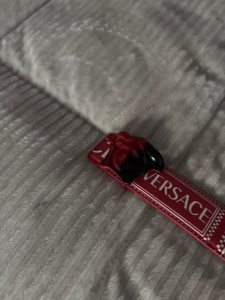 Cinturón Versace Rojo con Medusa
