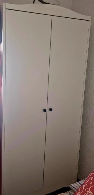 Cómoda IKEA blanca con 5 cajones Closet dos puerta