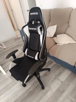 Silla Gaming INFINITON Negra y Gris