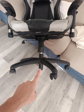 Silla Gaming INFINITON Negra y Gris