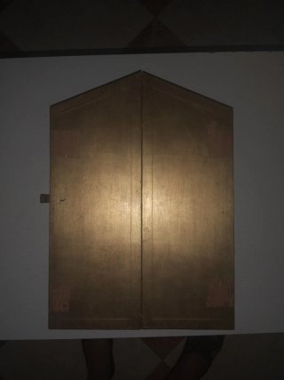 Tríptico religioso antiguo