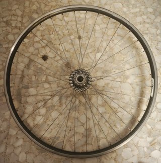 Ruedas Campagnolo 700c Clásicas - 8 Vel