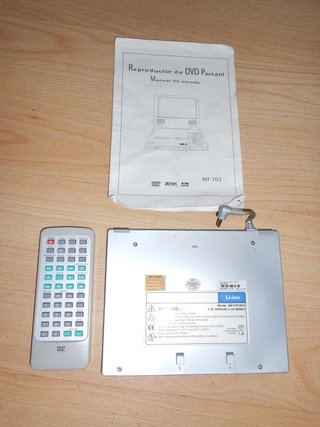 DVD PORTATIL DENVER con ACCESORIOS / NO FUNCIONA