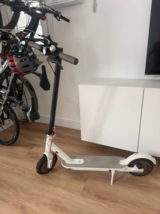 Patinete Eléctrico Xiaomi M365 Blanco