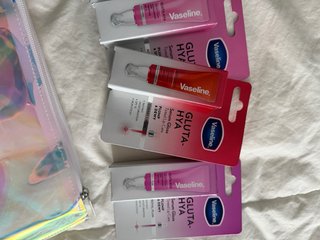 4 Vaseline Gluta-Hya Serum Gloss Nuevos