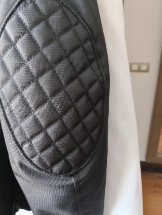 Chaqueta moto ARMURE negra mujer