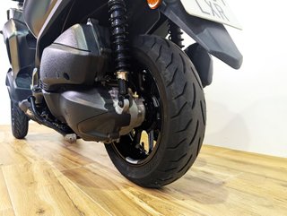 YAMAHA Tricity  300 (modelo actual) 2022