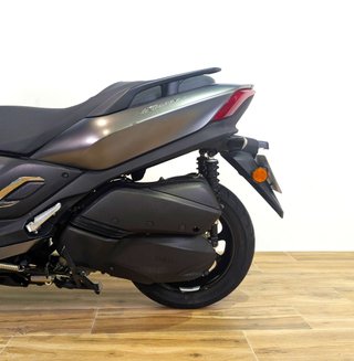 YAMAHA Tricity  300 (modelo actual) 2022