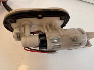 Bomba gasolina Hyosung Aquila GV 125 de 2022