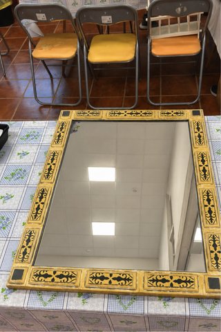 Espejo de madera pintado a mano