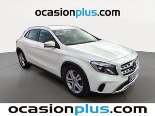 Mercedes-Benz GLA 180 90 kW (122 CV)