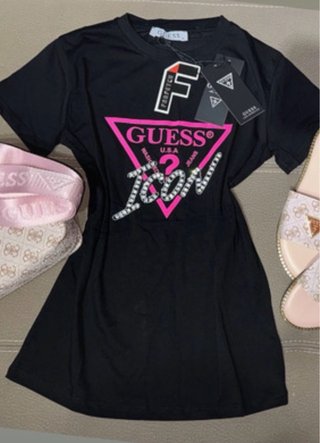 Camiseta Negra