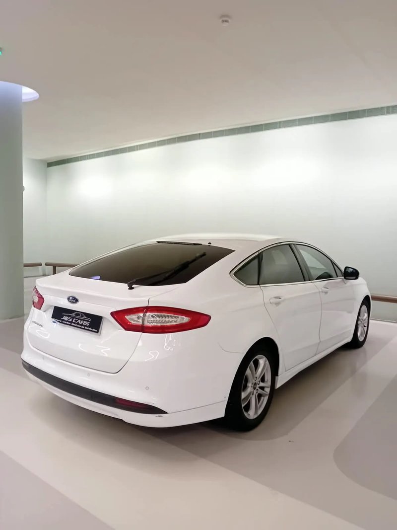Ford Mondeo 2018, foto 3