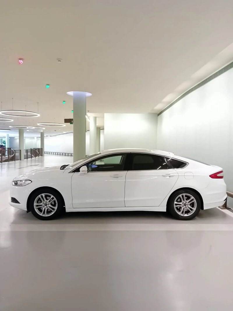 Ford Mondeo 2018, foto 4
