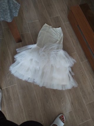 Vestido de Novia Romántico Dorado y Blanco