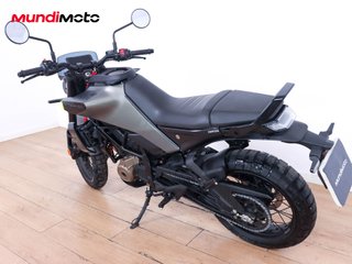 HUSQVARNA SVARTPILEN 125 ABS